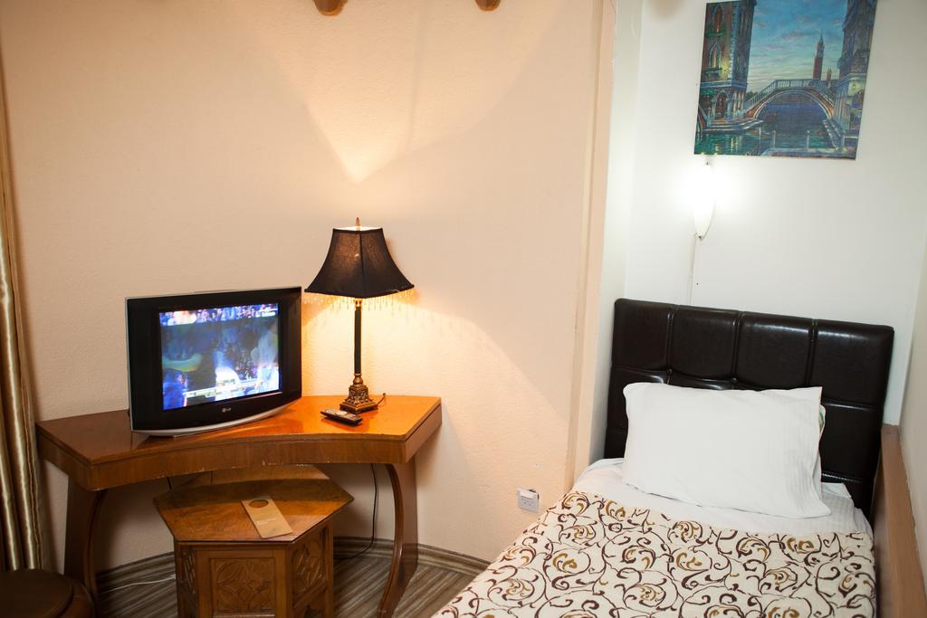 Hotel Vrbak Novi Pazar Room photo